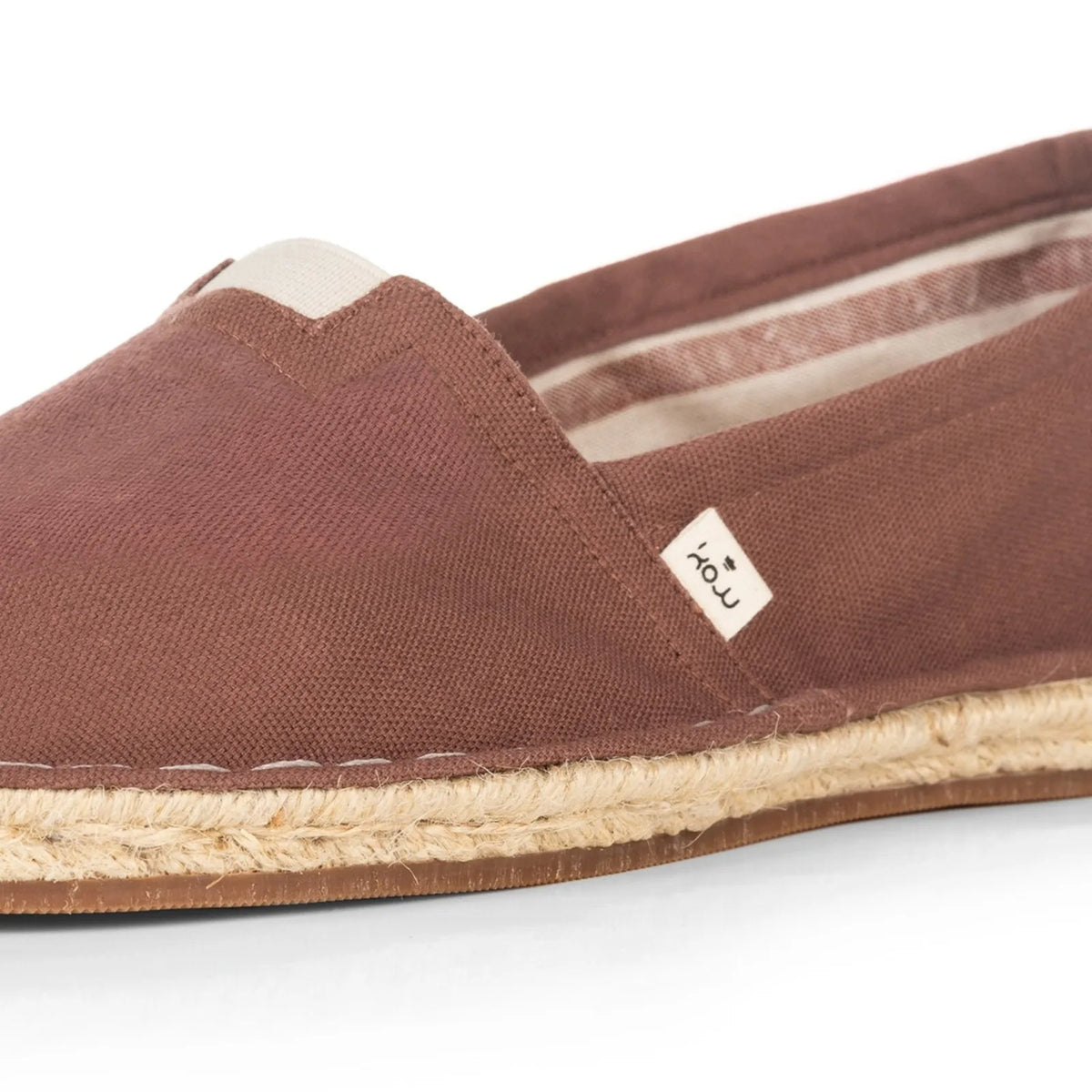 Handmade espadrilles for men in terracotta cotton canvas_close up